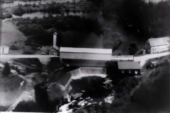 Pont couvert et moulin