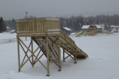 Terrain de jeux en hiver